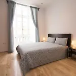 Extraordinario Piso Junto Playa Y En Pleno Centro